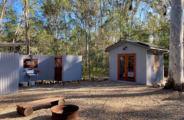 Casa Azul | Off-grid Hideaway Agnes Water & 1770 | your hotel room in bush