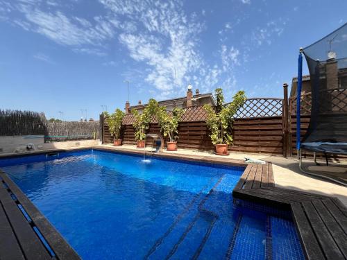 Casa Barcelona-Hilltop villa with Pool