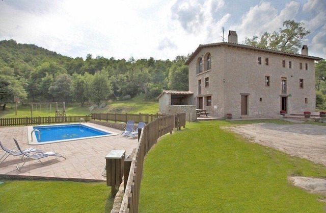Casa Basque - Outdoor Pool & Indoor Pool, Spa, Sauna, Large Garden, BBQ