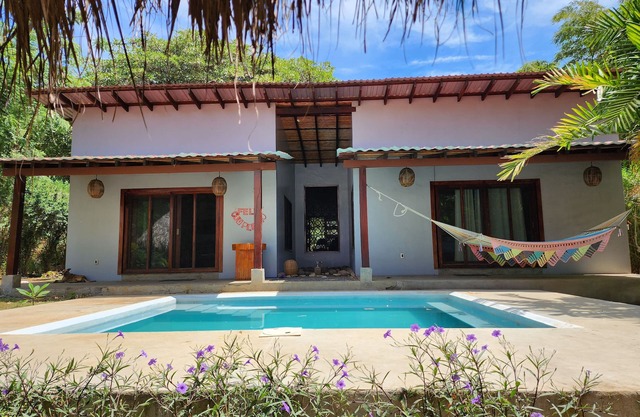 "Casa Boom!" Beautiful 2 Bed, 2 Bath House with Pool on the Beach by the Boom!