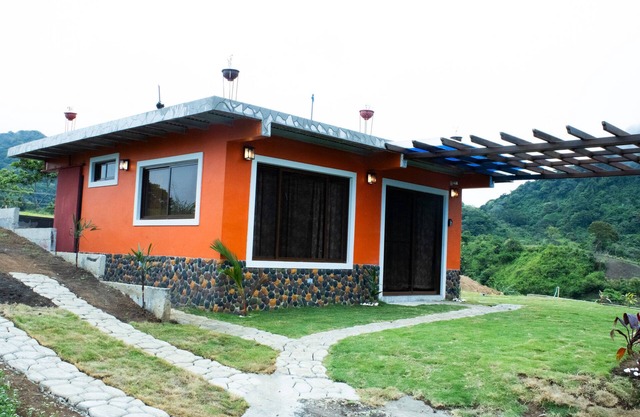 Casa Cabaña En La Laguna De San Carlos Panamá, Conéctate con la Naturaleza