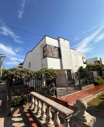 Casa completa con aire acondicionado , Excelente ubicacion