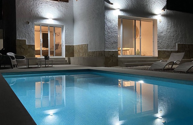 Casa con piscina privada en L'Escala ,Girona.