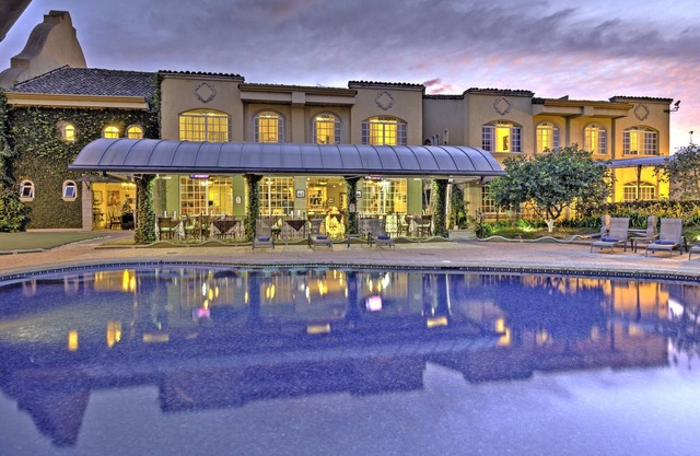 Casa Conde Hotel & Suites