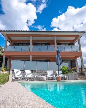 CASA DA ROSARINHO - Casa de Campo Privada com Piscina - Arcos de Valdevez