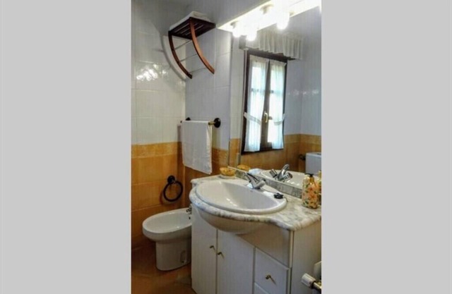 Casa de Aldea Casa Albina en Riofabar Para 6 Personas
