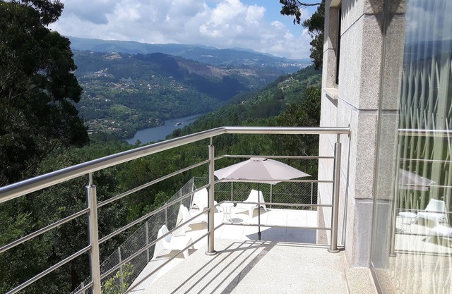 Casa Douro Terrace -River Views Douro Valley 60' from Porto