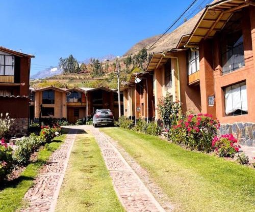 Casa ecológica con vista a las montañas