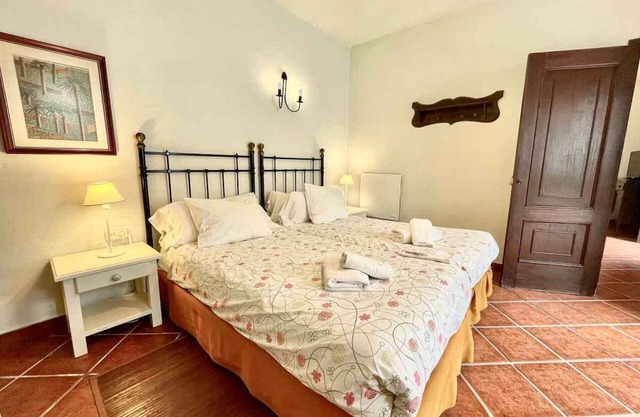 Casa El Patio - 1br Apartment with shared patio and mountain views