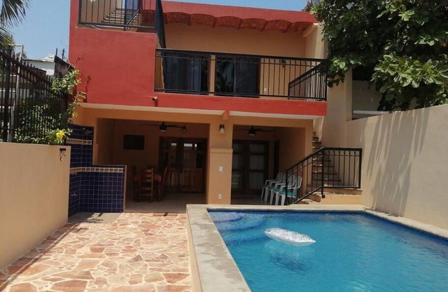 Casa Elena a unos pasos de la playa Lo de Marcos
