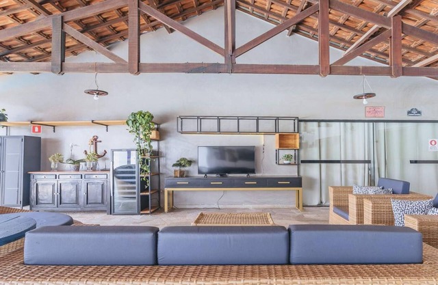 Casa em Dois Córregos com Piscina e Lazer Completo