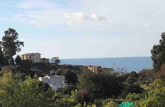 Casa en condominio; bosque, playa, caminata, seguridad.. y mas