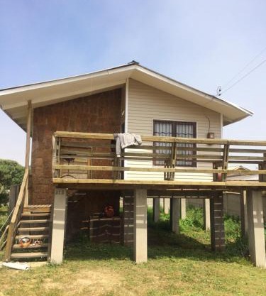 CASA EN PALAFITO