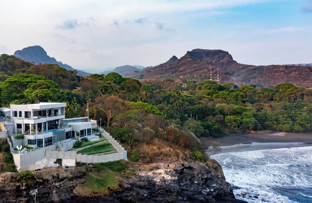 Casa en Playa Privada con espectaculares vistas al Mar