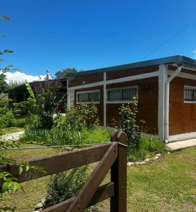 Casa en villa amancay, villa general belgrano