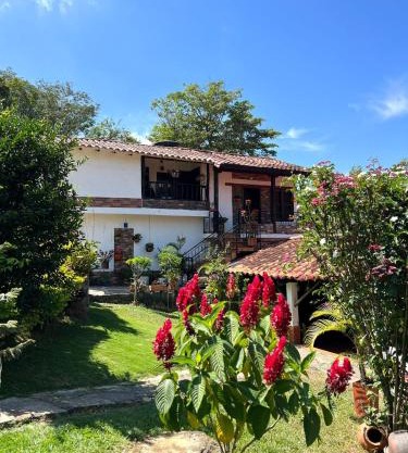 Casa Encanto, naturaleza y comodidad