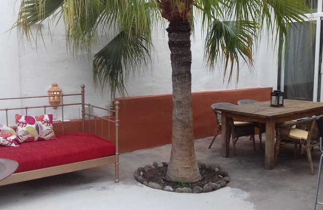 Casa Estie in picturesque Calera - a beautiful mountain view garden flat