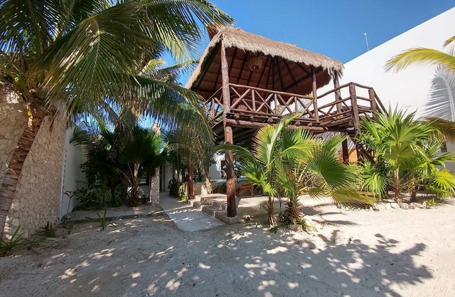 Casa Huul Kiin, with beautiful Mayan pool and palapa!