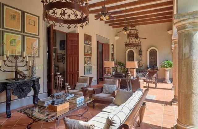 Casa La Perlita - Large Luxury Colonial in Centro - Garden, Gazebo, Big Pool ❤️