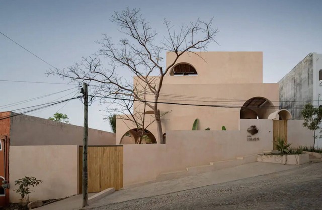 Casa Liquen "Mahogany-Parota Room"