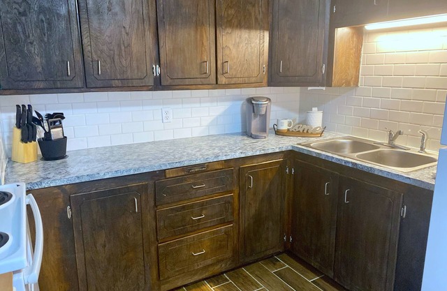 Casa Listo, 3 Bedroom, 2 Bath,1 Car Garage, WiFi, Sleeps 6