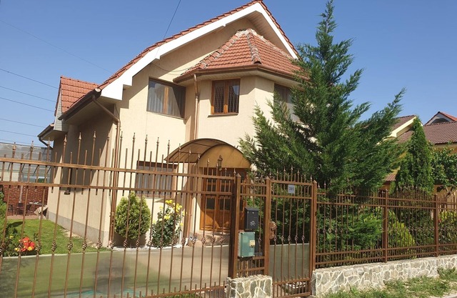 Casa Mali! 4 cozy and quiet private rooms in Baile 1 Mai - Thermal SPA Resort