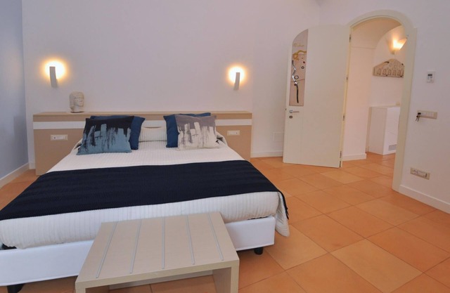 Casa Mao - ID 3311 - One Bedroom Hotel, Sleeps 3