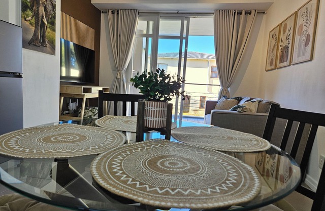 Casa MK Cozy Apartment Centrally located, 5min from GQ airport