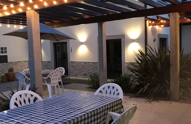 Casa Mondora, Stunning Holiday Villa (6 Bedrooms) with Private Pool, nr. Arganil