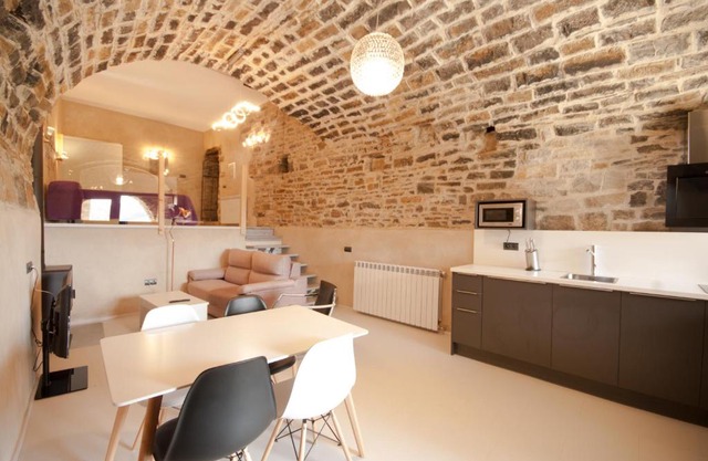 Casa Mur de Alujan