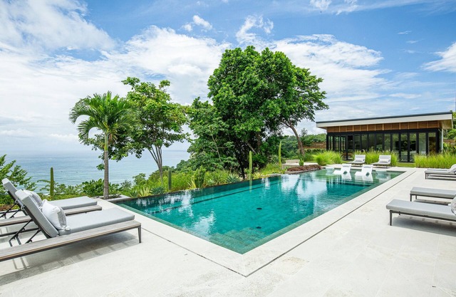 Casa Ohana new luxury villa , breathtaking views, north Santa Teresa