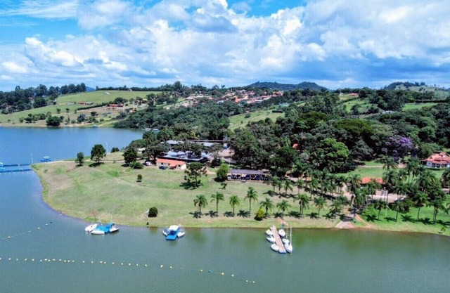 Casa pé na Água/Frente Para a Linda Represa em Joanópolis -s.p. Rampa Barco/jet