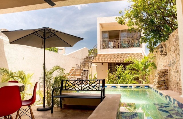Casa Palmas by Majikal B&B