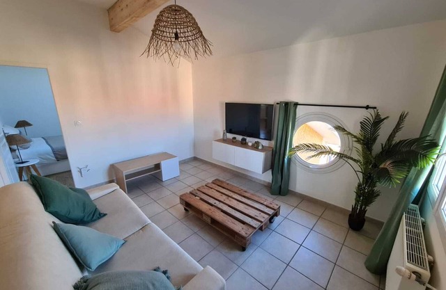 Casa Papidou, Charmante Maison au Calme