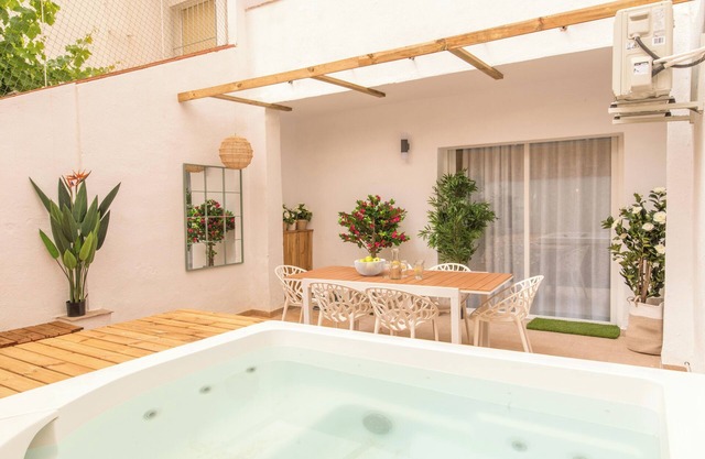 Casa Para 8 Personas con Jardín a 2 Minutos de la Costa Brava! Ideal Familias!