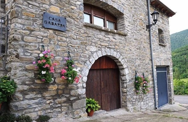 Casa Rural Garbarda, enjoy the mountain in the Pyrenees