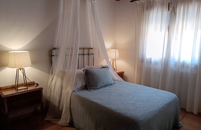 Casa rural La Vida de Antes for 24 people