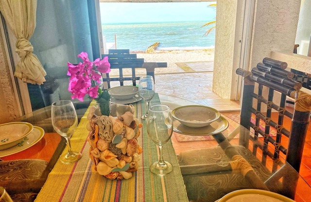 Casa Saltwater Cowboy En La Playa - Beachfront Property