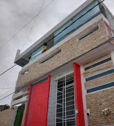 Casa Vázquez , "Como en casa" , hospédate con nosotros y recibirás una atención personalizada, servicio y confort nos distingue.