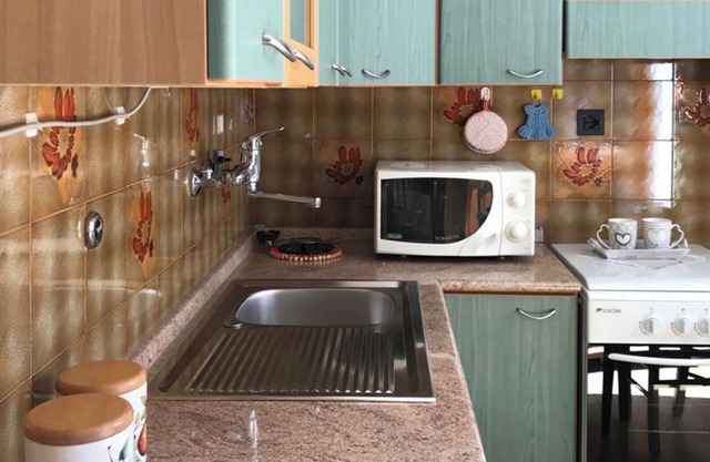 Casa Vacanze Zarinu - Three Bedroom Apartment, Sleeps 8
