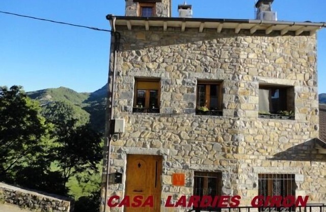 CasaLardiés Apt Rio Bellos 4 people 2km from Ordesa Canyon Añísclo PUYARRUEGO NP