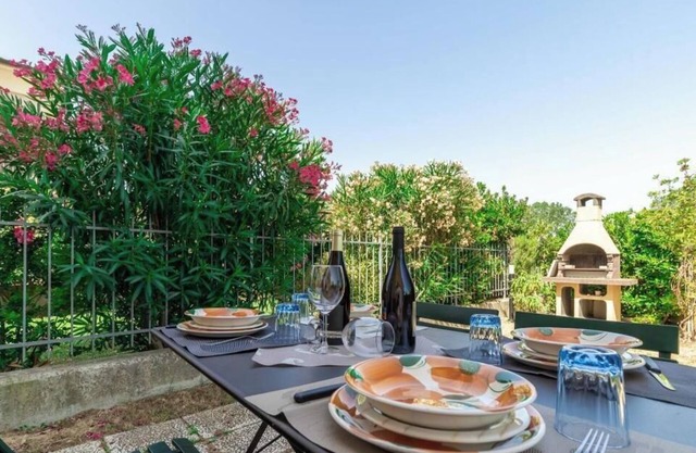Casamare Loreto - Two Bedroom Apartment, Sleeps 4