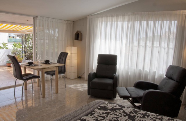 Casas Sitori apartment 6 in a small-scale private complex on the beach!