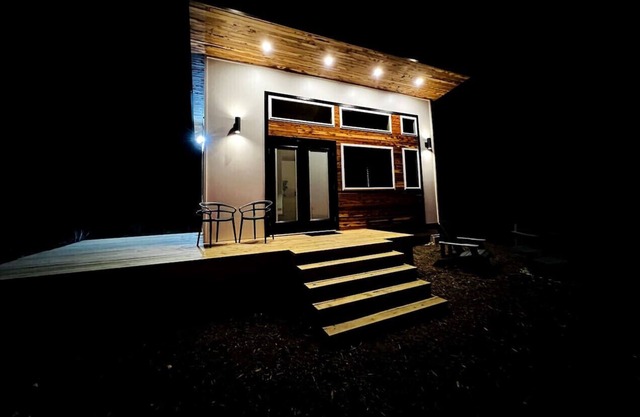 Casita 1 · Great getaway in nature near lakes & shopping. C1