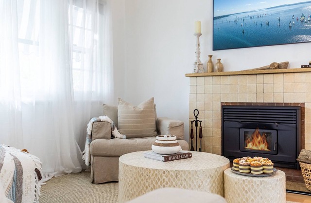 Casita, 20 Tomaree Road - great pet friendly property with WiFi & Air Conditioning