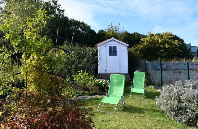 CASSEL HOLIDAY HOME AT THE LITTLE GARDEN
