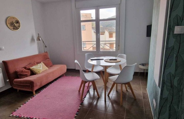 "Castėléma" Apartment near the sanctuary
