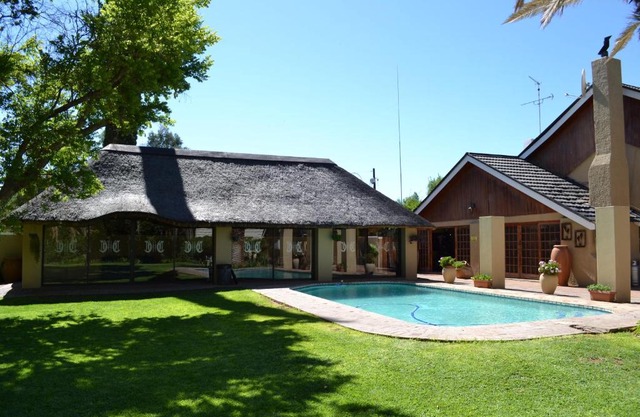 Castello Guesthouse Vryburg