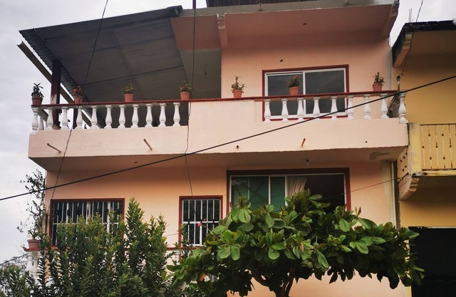 Castle house "linda vista"