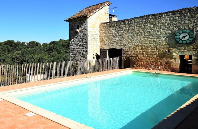 Castle near Agen with Shared Pool